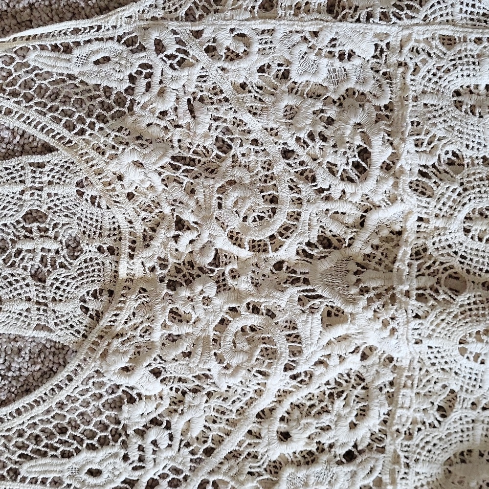 Cream Crochet Tank - Picture 3 of 5